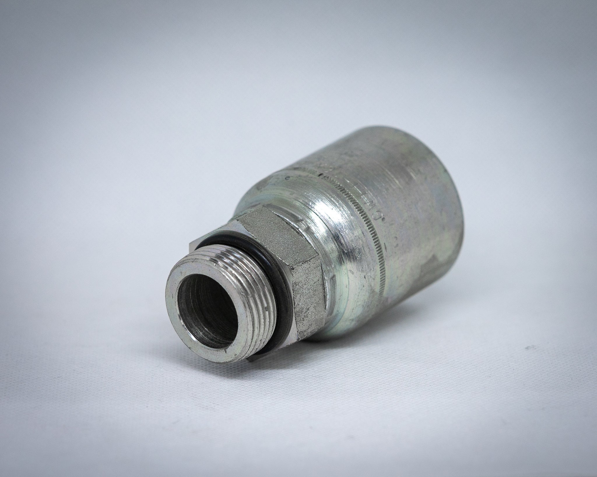 43012UP12 (3/4" Hose X 3/4" ORB Male Fitting)
